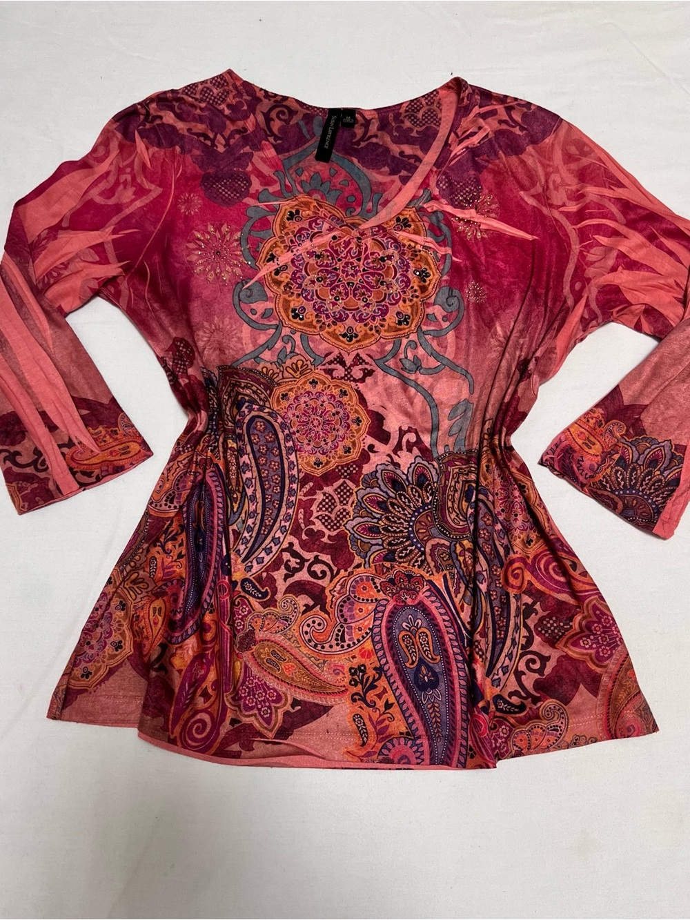 Susan Lawrence Pink Paisley V-Neck Tunic Top